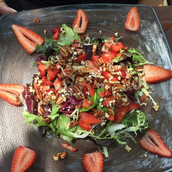 Quinta de Piedra - Great ambiance and the service was spectacular.  Try the flank steak tacos and the strawberry walnut salad. - Mexican Near Me - Playa del Carmen, ROO