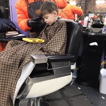 Nelson Urraca - Nelson was very gentle and took his time getting the haircut right. - Barbers Near Me Nelson Urraca - Nelson was very gentle and took his time getting the haircut right. - Barbers Near Me