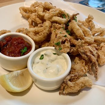 Yard House - Fried Calamari - New American Near Me - Orlando, Florida