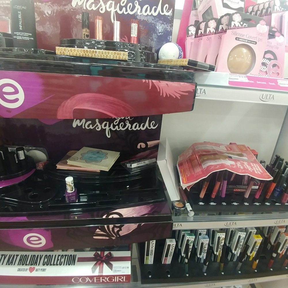 Ulta Beauty - Staff don't bother to tidy shelves here. - Hair Salons Near Me - Highland, Indiana Ulta Beauty - Staff don't bother to tidy shelves here. - Hair Salons Near Me - Highland, Indiana