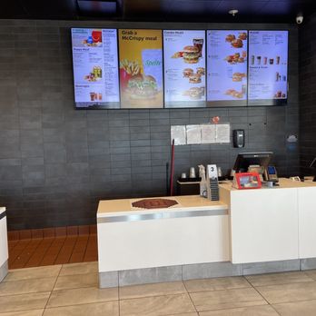 McDonald's - Fast Food Near Me - New Florence, Missouri