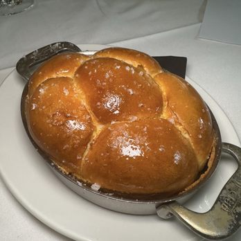 Del Frisco's Double Eagle Steakhouse - Bread - Steakhouses Near Me - Pittsburgh, Pennsylvania Del Frisco's Double Eagle Steakhouse - Bread - Steakhouses Near Me - Pittsburgh, Pennsylvania