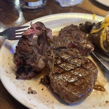 Texas Roadhouse - Steakhouses Near Me - Aurora, Illinois Texas Roadhouse - Steakhouses Near Me - Aurora, Illinois