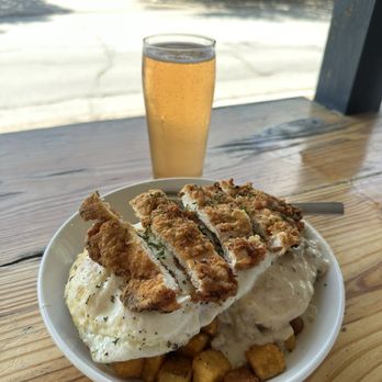 Southern Yankee Crafthouse - Biscuits & gravy (add sausage gravy & chicken cutlet) - Cocktail Bars Near Me - Houston, Texas Southern Yankee Crafthouse - Biscuits & gravy (add sausage gravy & chicken cutlet) - Cocktail Bars Near Me - Houston, Texas