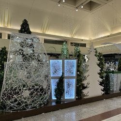 Southgate Centre - Santa photo ops setup!