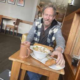 Love their toasted baguette too. Love their toasted baguette too.