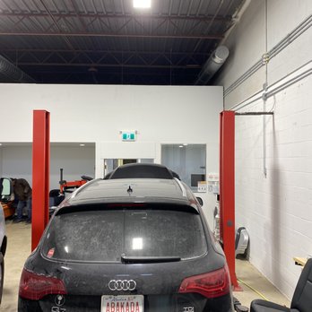 Automo Garage Limited - Audi Q7 Diesel Repair Service - Auto Repair Near Me - Calgary, Alberta Automo Garage Limited - Audi Q7 Diesel Repair Service - Auto Repair Near Me - Calgary, Alberta