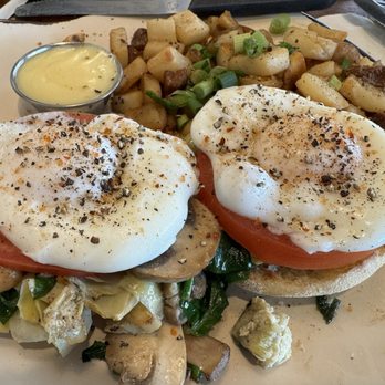 Egg Harbor Café - Farmers market Benedict with sauce on the side - Breakfast & Brunch Near Me - Lake Geneva, Wisconsin Egg Harbor Café - Farmers market Benedict with sauce on the side - Breakfast & Brunch Near Me - Lake Geneva, Wisconsin