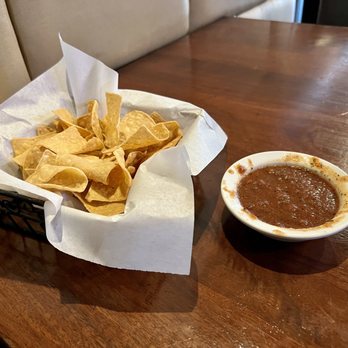 Madero 1899 - CHIPS AND SALSA WERE FRESH AND TASTY .. Addicting! - Mexican Near Me - Fullerton, California Madero 1899 - CHIPS AND SALSA WERE FRESH AND TASTY .. Addicting! - Mexican Near Me - Fullerton, California