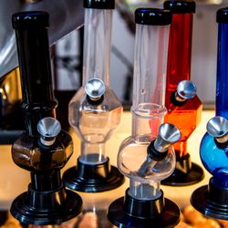 Wyzos Smoke Shop