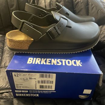 Chiappetta Shoe Store - Birkenstock Tokio - Shoe Stores Near Me - Kenosha, Wisconsin