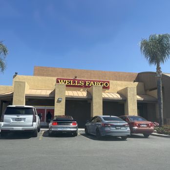 Wells Fargo Bank - Banks & Credit Unions Near Me - Perris, California Wells Fargo Bank - Banks & Credit Unions Near Me - Perris, California