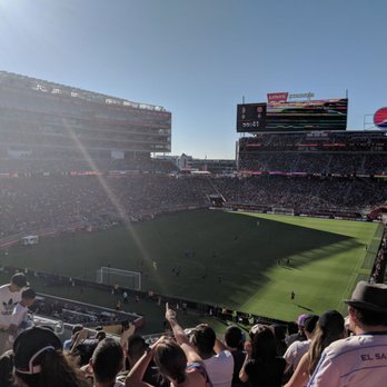 Levi's Stadium - Nice and sunny!! - Stadiums & Arenas Near Me - Santa Clara, California