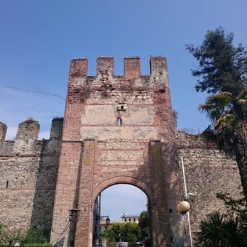 Lazise - Hotels & Travel Near Me