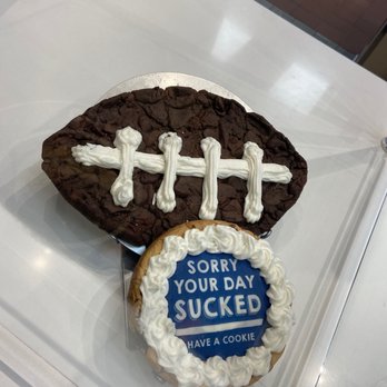 Insomnia Cookies - Ice Cream & Frozen Yogurt Near Me - Sacramento, California