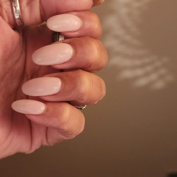 Avanti Nails - This manicure is already over a week old - Nail Technicians Near Me - New Braunfels, Texas