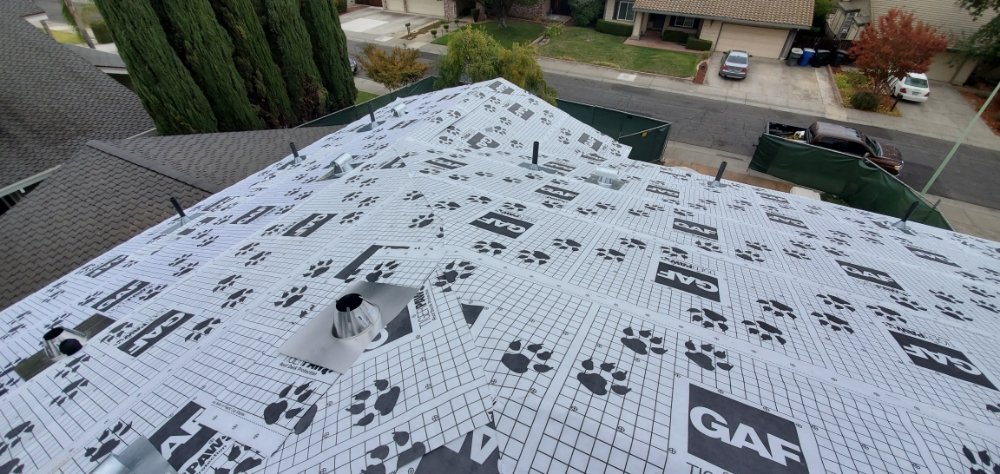 Slide of White River Roofing