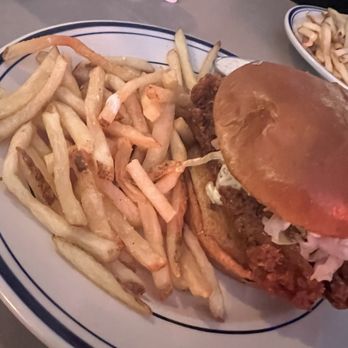 Sweet Chick - Honey Lemon Pepper Sandwich - Southern Near Me - Long Island City, New York
