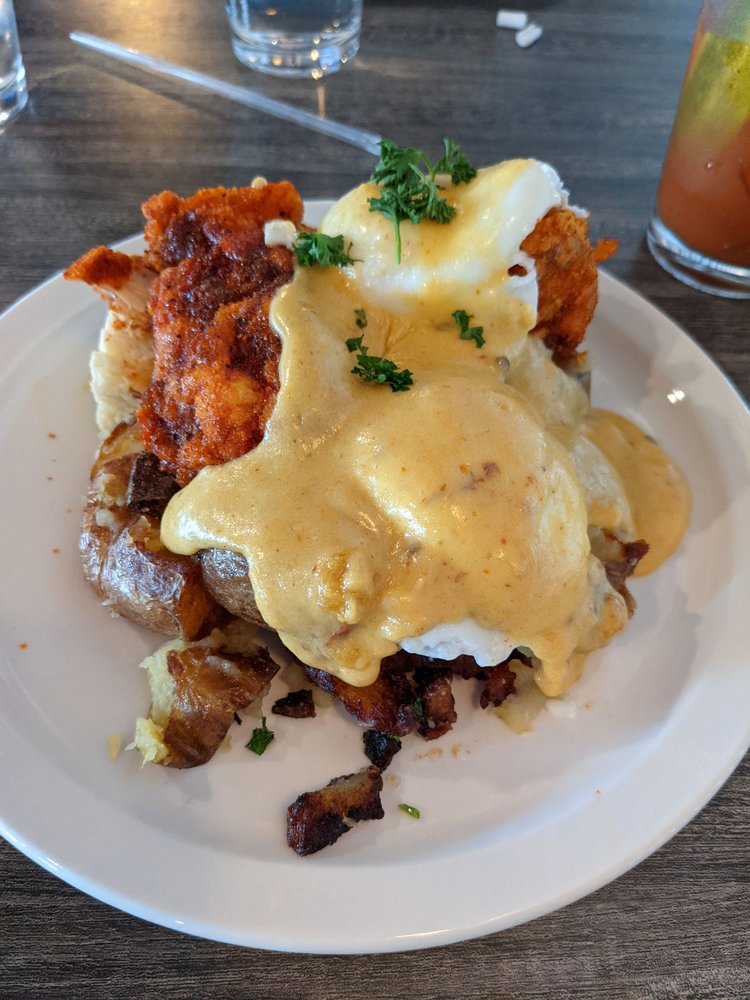 BESTSIDE BAR & GRILL 29 Photos & 25 Reviews Bars 1645 Leonard St