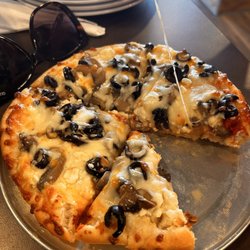 Mater's Pizza & Pasta Emporium - Fort Payne
