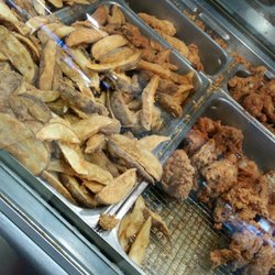 Royal Farms - Chicken and fries