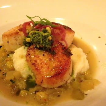 The Pullman - scallops with potato and cauliflower mash - New American Near Me - Glenwood Springs, Colorado The Pullman - scallops with potato and cauliflower mash - New American Near Me - Glenwood Springs, Colorado