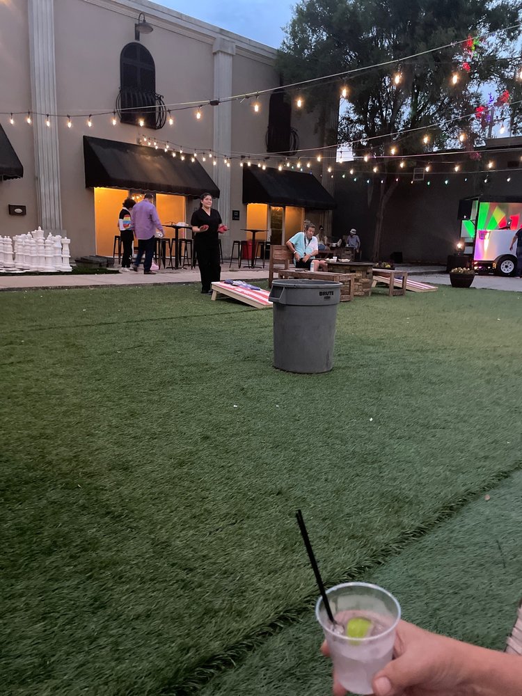 THE COURTYARD ON BROADWAY Updated May 2024 120 S Broadway St, Ocala