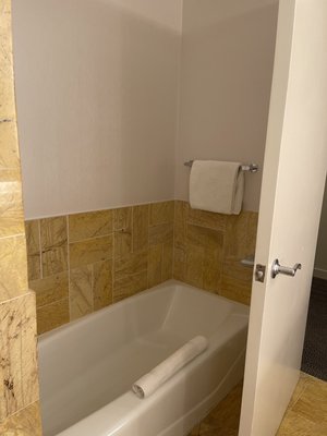 Hotel AKA Brickell by null