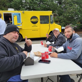 Caseus Cheese Truck - New American Near Me Caseus Cheese Truck - New American Near Me