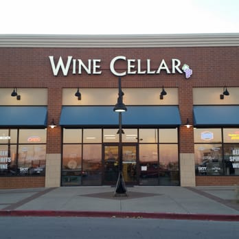 Tulsa Hills Wine Cellar - front of building - Beer, Wine & Spirits Near Me - Tulsa, Oklahoma