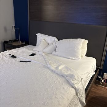 Tru by Hilton Burlington - Hotels Near Me - Burlington, North Carolina Tru by Hilton Burlington - Hotels Near Me - Burlington, North Carolina