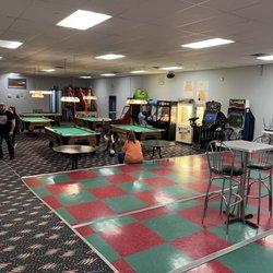 Frontier Bowl - Arcade area