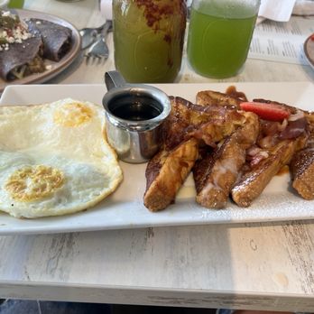 Cielito Cafe - French toast & egg. - Breakfast & Brunch Near Me - Houston, Texas Cielito Cafe - French toast & egg. - Breakfast & Brunch Near Me - Houston, Texas