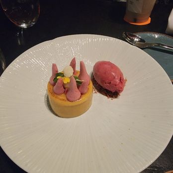 Sushisamba - Dessert... crem Brulet! (Sorry if spelled wrong). - Asian Fusion Near Me - Las Vegas, Nevada Sushisamba - Dessert... crem Brulet! (Sorry if spelled wrong). - Asian Fusion Near Me - Las Vegas, Nevada