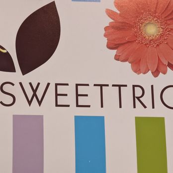 Sweettrio - Creativity runs high in this shop of sweet delights! - Desserts Near Me - Grafton, Wisconsin