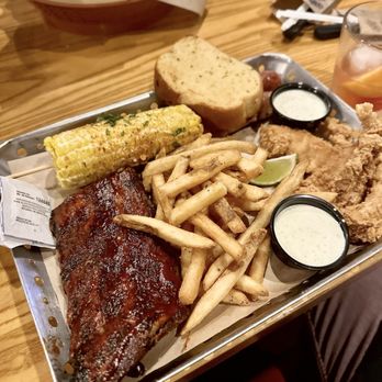 Chili's - Ultimate Smokehouse Combo - Tex-Mex Near Me - Woodbury, Minnesota Chili's - Ultimate Smokehouse Combo - Tex-Mex Near Me - Woodbury, Minnesota