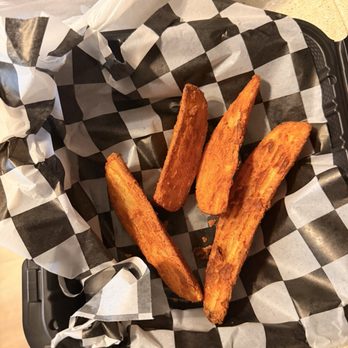 Woodstone Pizzeria - 1/2 potato wedges - Pizza Near Me - Bakersfield, California Woodstone Pizzeria - 1/2 potato wedges - Pizza Near Me - Bakersfield, California