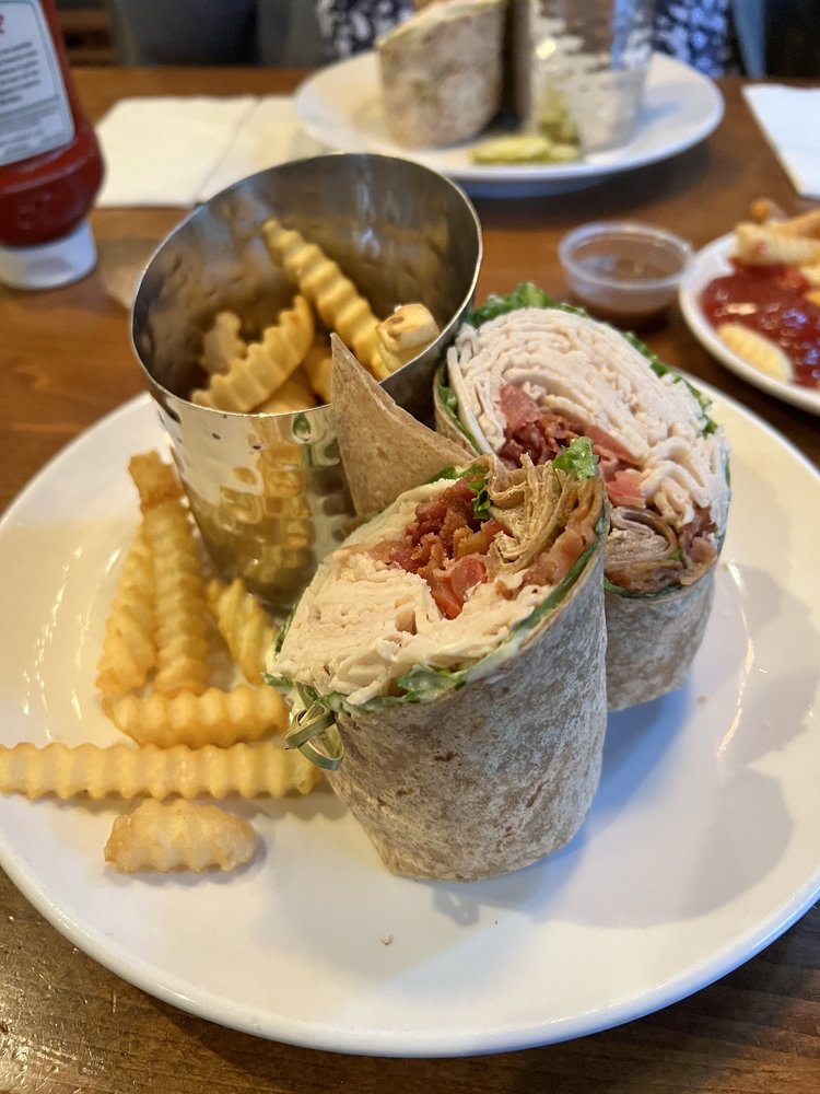 Ventura's Offshore Cafe