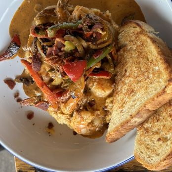 The Stave - Blackened shrimp and grits - Southern Near Me - Frankfort, Kentucky