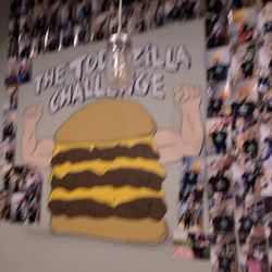 JC's Burger Bar - Toddzilla Challenge lie