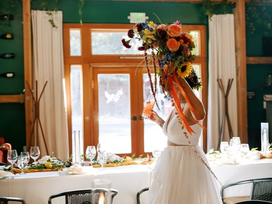 Songbird Parlour by null