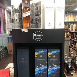 Glendale Liquor - Johnny Walker Whiskey