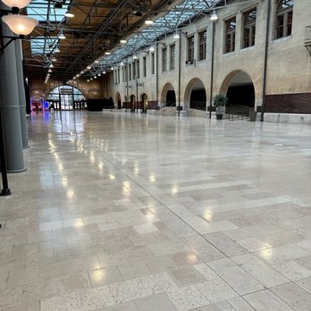 St. Louis Union Station - Empty space - Hotels Near Me - St Louis, Missouri St. Louis Union Station - Empty space - Hotels Near Me - St Louis, Missouri