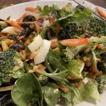 Ruby Tuesday - salad - Burgers Near Me - Saraland, Alabama Ruby Tuesday - salad - Burgers Near Me - Saraland, Alabama