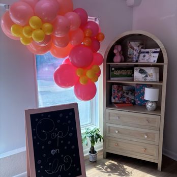 Pop VB - Balloon Services Near Me - Virginia Beach, Virginia