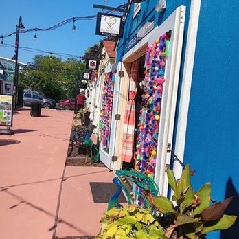 Berwyn Shops A Homegrown Project - The shops were also beautifully colorful and inviting - Public Markets Near Me - Berwyn, Illinois Berwyn Shops A Homegrown Project - The shops were also beautifully colorful and inviting - Public Markets Near Me - Berwyn, Illinois