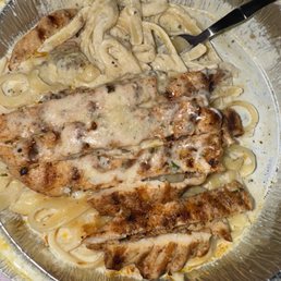 Chicken fettuccine Alfredo Chicken fettuccine Alfredo