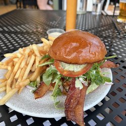 DryHop Brewers - Grilled Chicken BLT