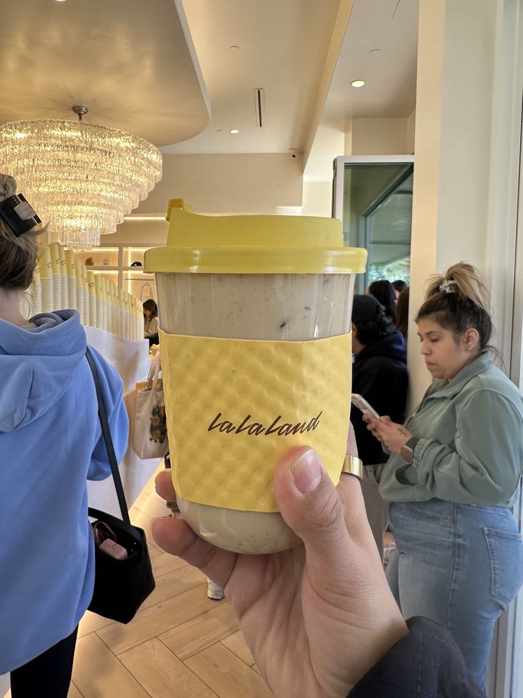 Social spots from La La Land Kind Cafe