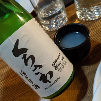 Momo Mee - Sake - Pan Asian Near Me - Milwaukee, Wisconsin